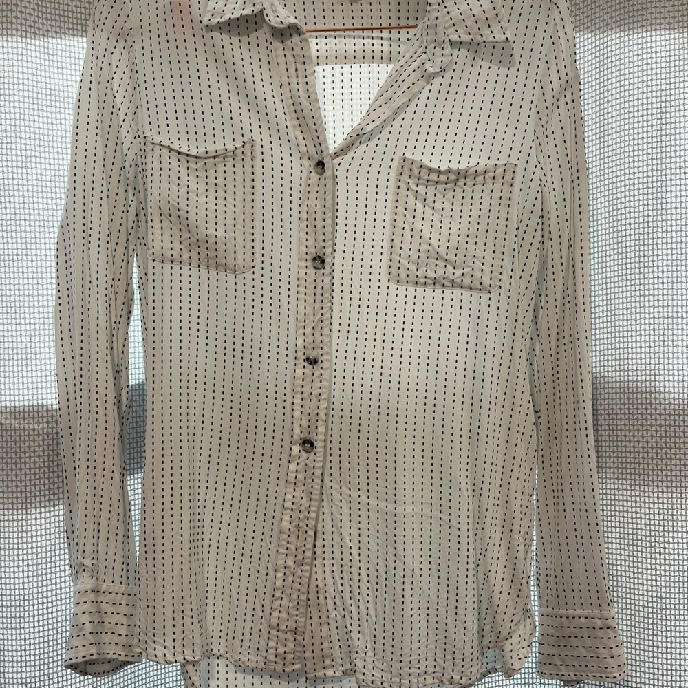 MELLO DAY Nimah Button Down Top
M | Off-White